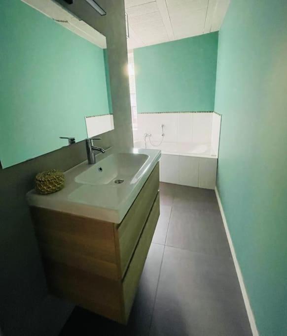Appartement Cosy Au Centre De Beauraing Kültér fotó