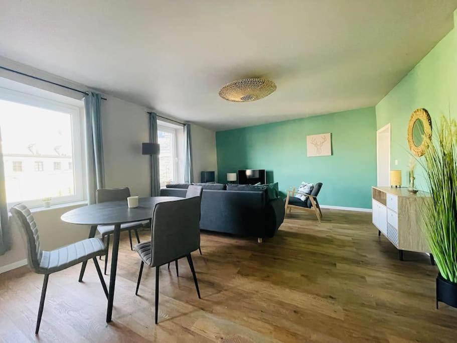Appartement Cosy Au Centre De Beauraing Kültér fotó
